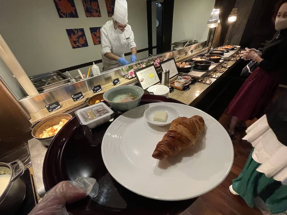 リッツカールトン沖縄宿泊体験ブログ 朝食　グスク